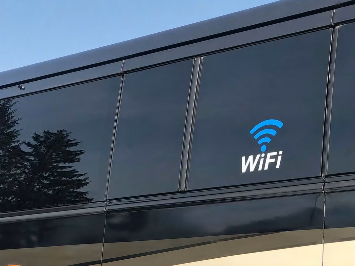 russellville 15 passenger minibus wifi