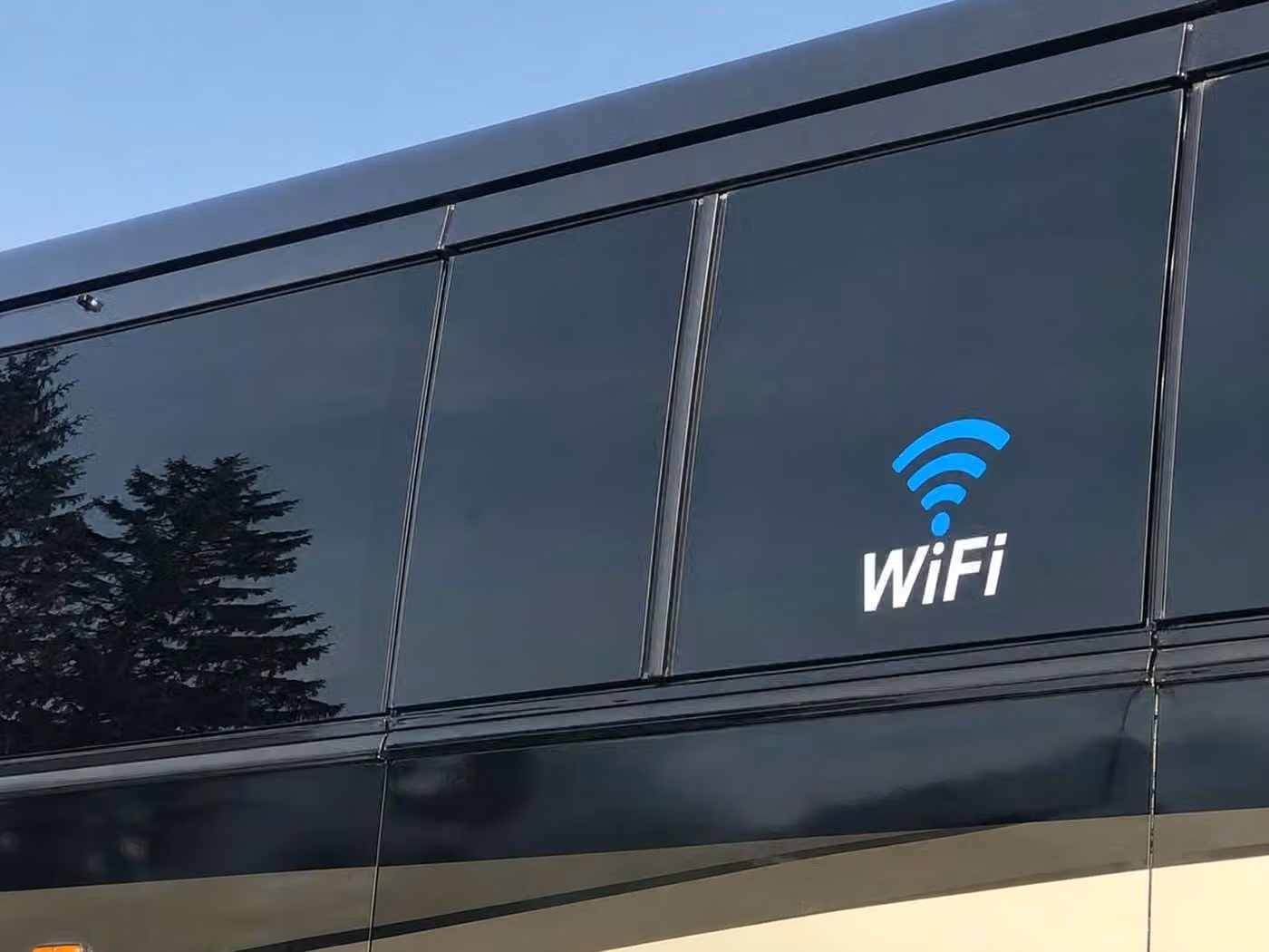 russellville 20 passenger minibus wifi