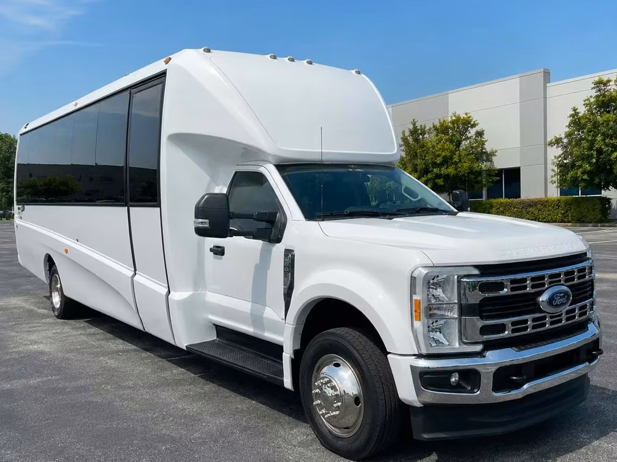 russellville 25 passenger minibus rental