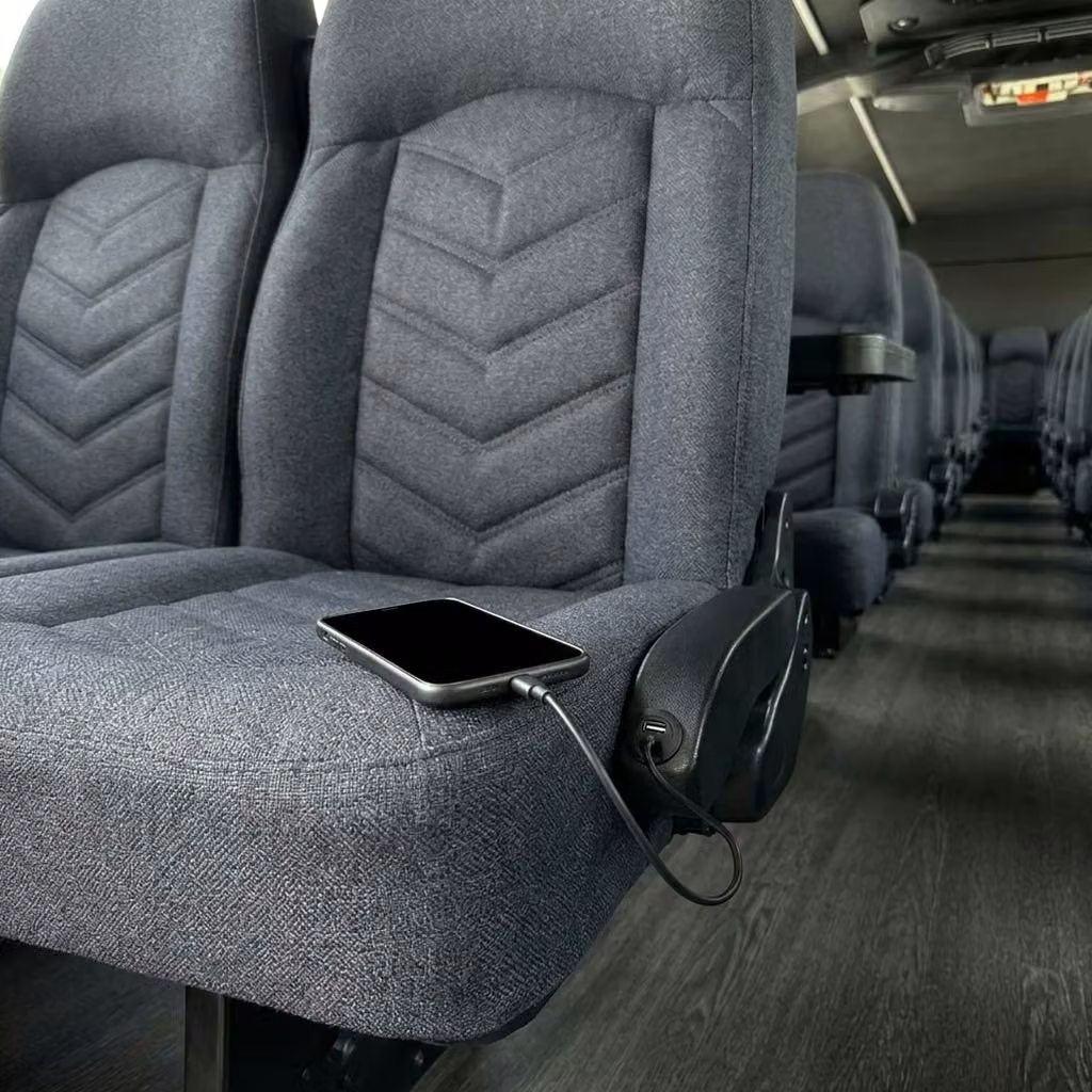russellville 25 passenger minibus usb charging