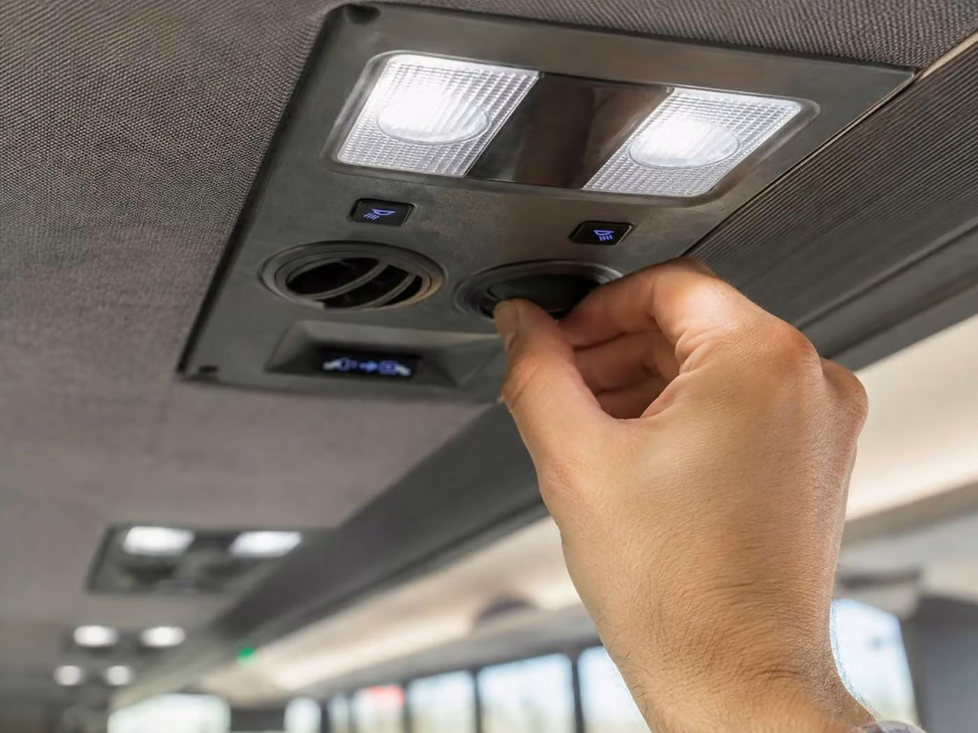 russellville 28 passenger minibus air conditioning