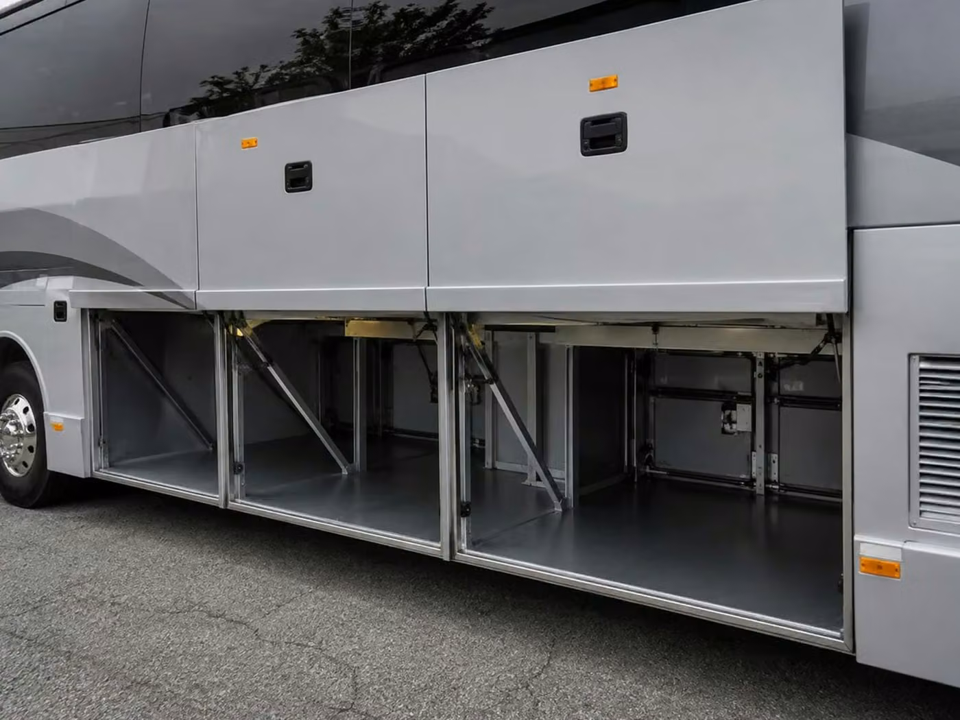 russellville 56 passenger charter bus luggage bays