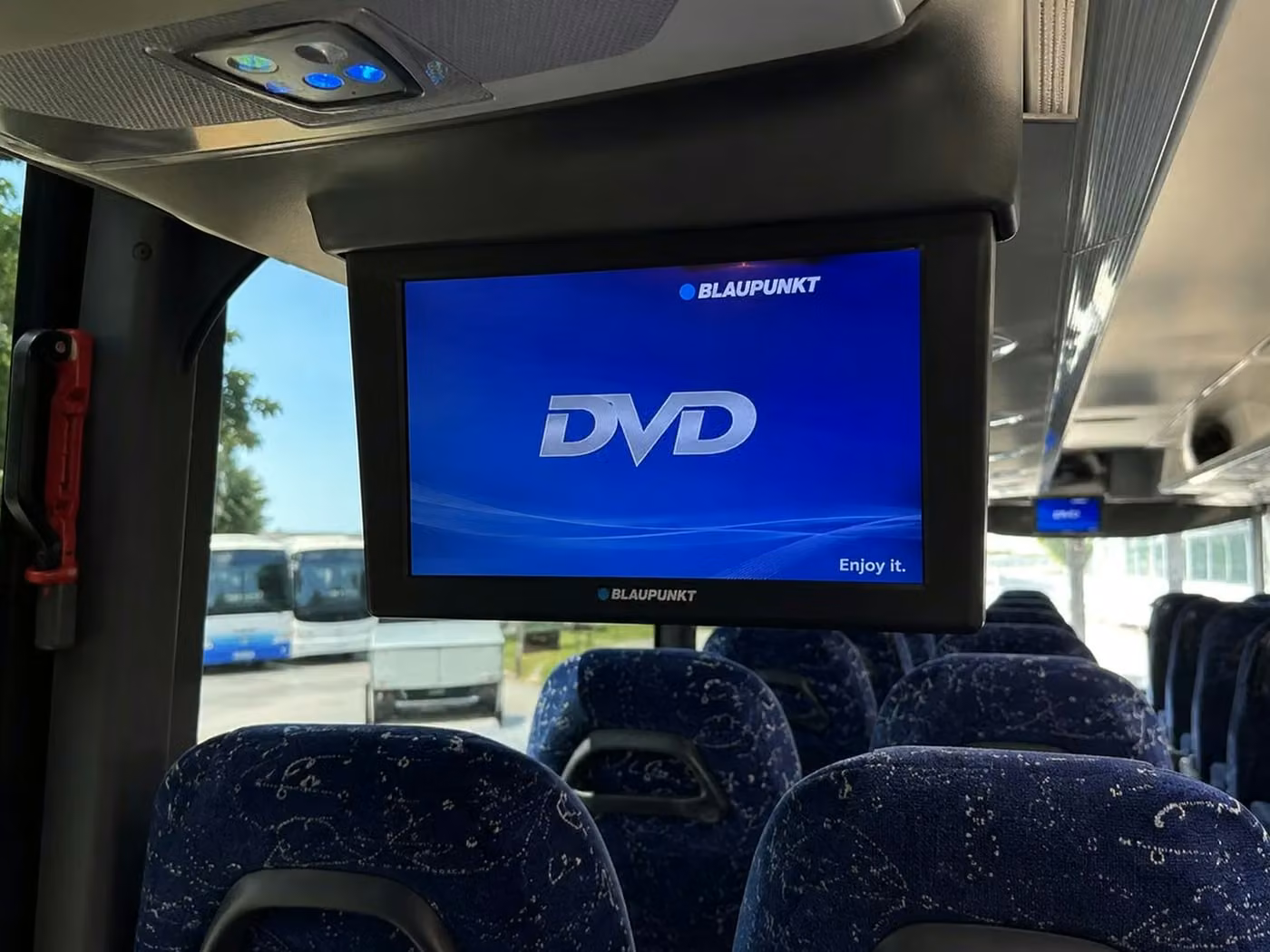 russellville 56 passenger charter bus tvs