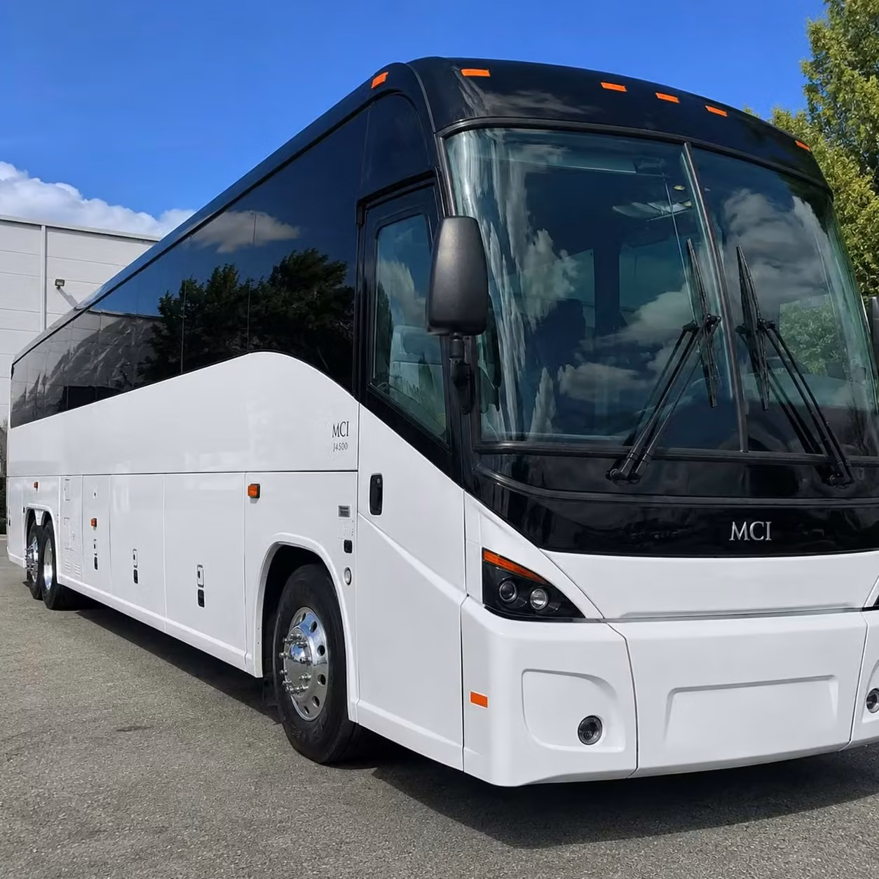russellville emergency charter bus transportation services
