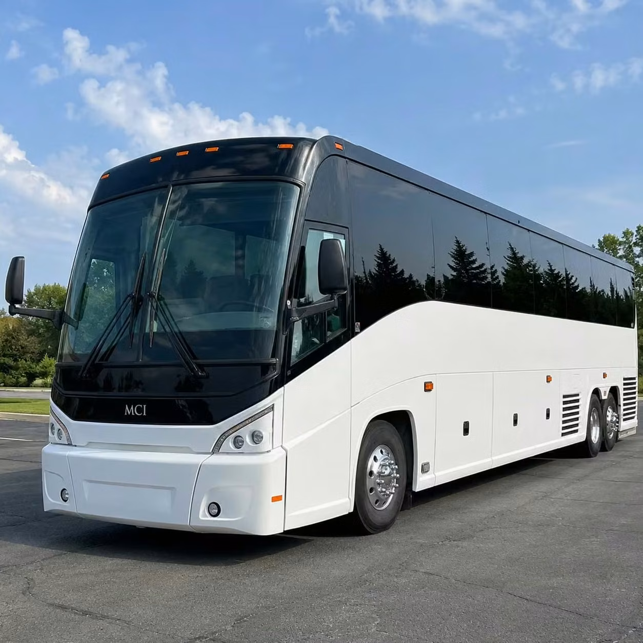 russellville round trip hotel shuttles for out of town concertgoers